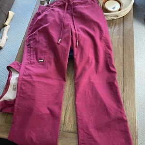 Wine medium petite Grey’s Anatomy scrub bottoms